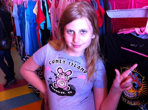 Manga Artist Cutie Rocks Her Don’t Mess  With Coney Tee!