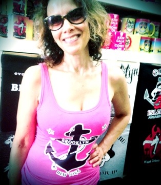 Brooklyn Anchor Babe!