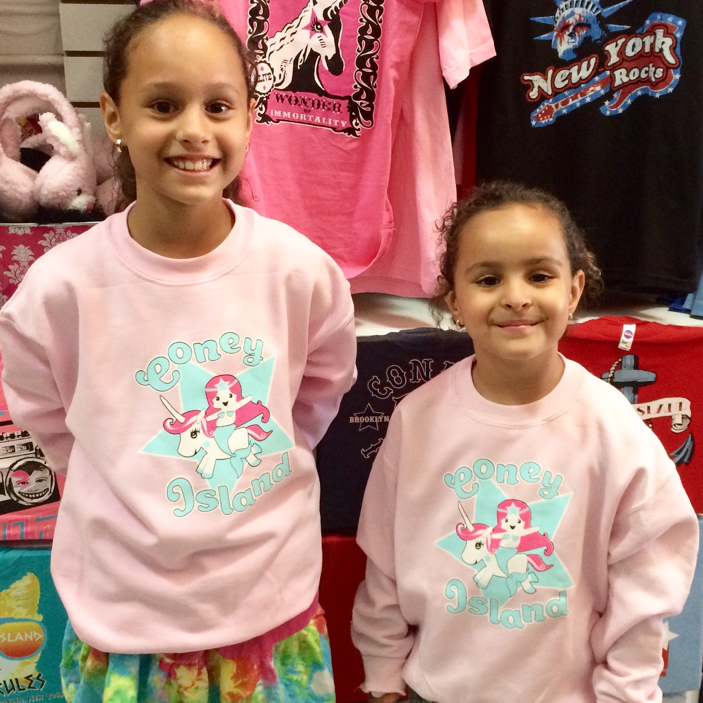 Look at these matching cuties