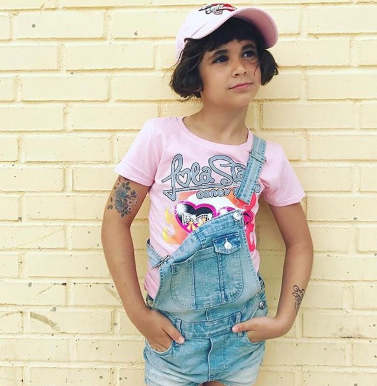 Lola the Illustrator