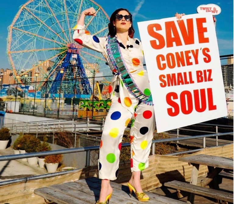 Save Lola Star Rally!