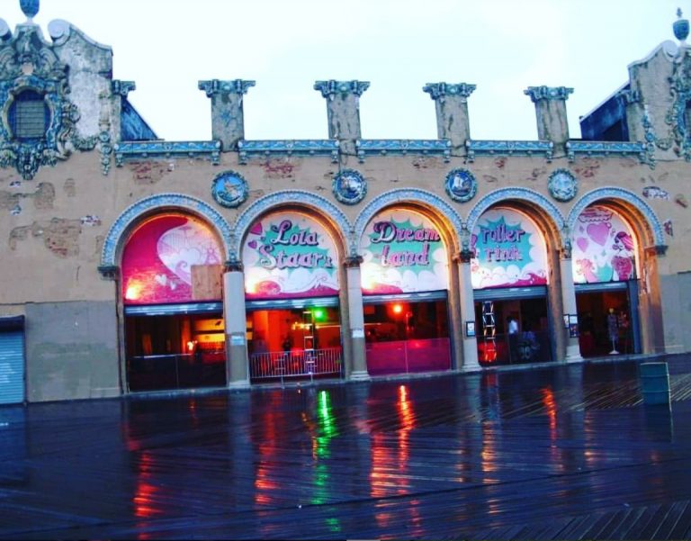 Dreamland Boardwalk Daydream